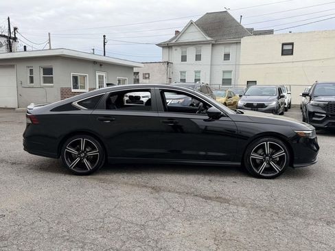 Used 2024 Honda Accord Sport image 7