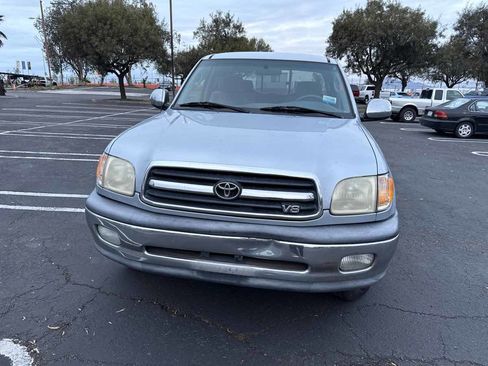 Used 2000 Toyota Tundra SR5 image 10