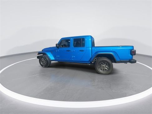 New 2025 Jeep Gladiator Sport image 6