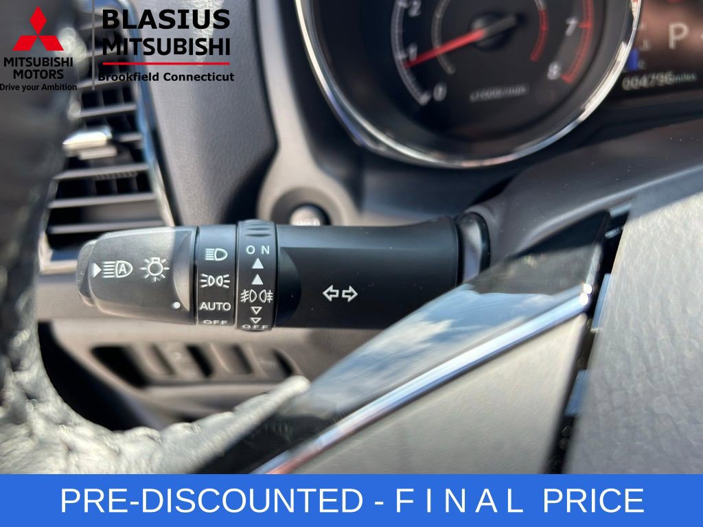 Used 2025 Mitsubishi Outlander Sport SEL AWD/4WD image 54