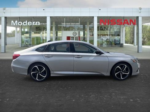 Used 2022 Honda Accord Sport Special Edition image 6