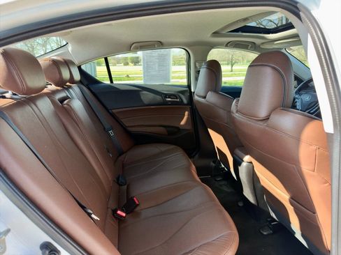 Used 2020 Acura ILX FWD image 30