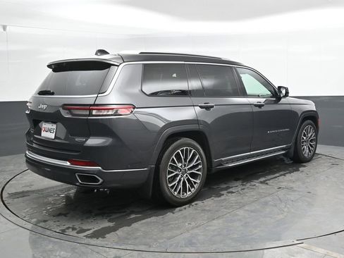 Used 2021 Jeep Grand Cherokee L Summit AWD/4WD image 2