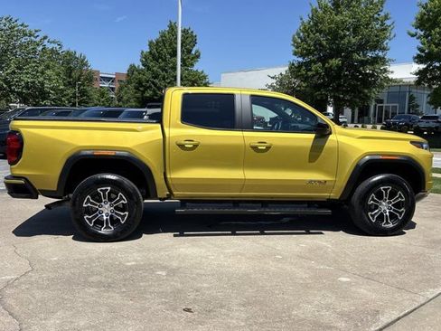 Used 2023 GMC Canyon AT4 w/ AT4 Premium Package AWD/4WD image 2