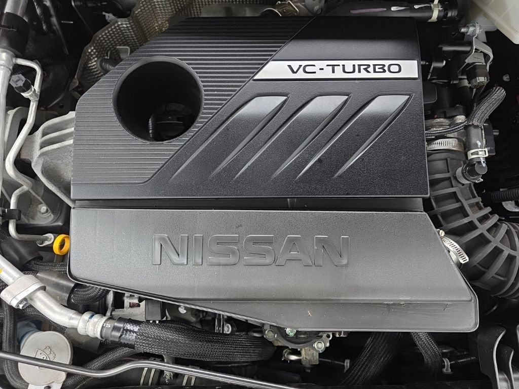 Used 2023 Nissan Rogue SV AWD/4WD image 19