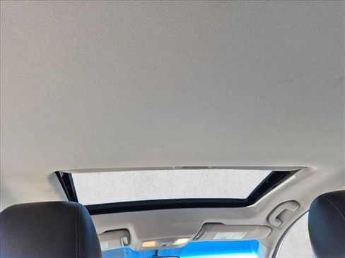 Used 2011 Nissan Altima Hybrid Sedan w/ Premium Pkg FWD image 20
