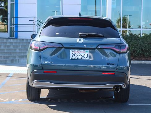Used 2024 Honda HR-V Sport image 8