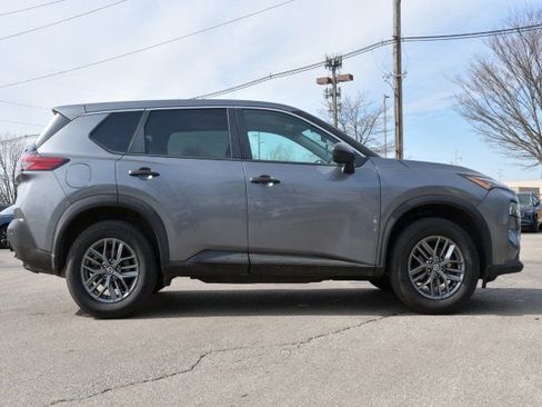 Used 2021 Nissan Rogue S image 5