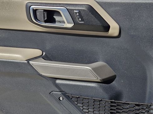 Used 2022 Ford Bronco Wildtrak image 30