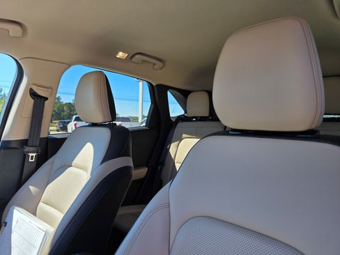 Used 2020 Ford Escape SEL FWD image 6