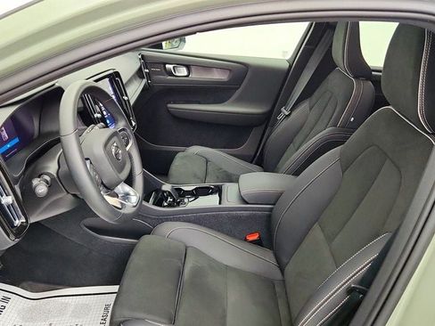 Used 2023 Volvo C40 P8 Recharge Ultimate w/ Protection Package Premier AWD/4WD image 21