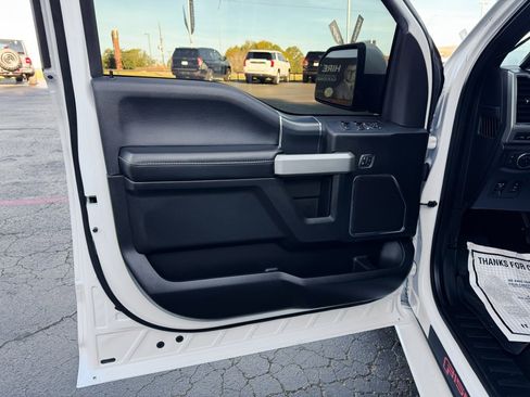 Used 2018 Ford F150 Lariat image 9
