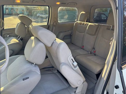Used 2012 Nissan Quest S image 35
