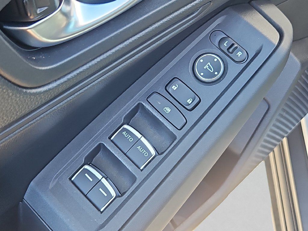 Certified 2025 Honda Accord LX image 22