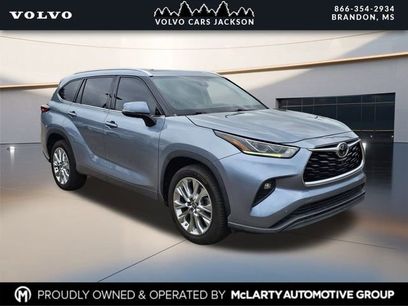 Used 2021 Toyota Highlander Limited