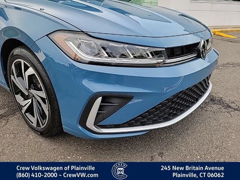 Certified 2025 Volkswagen Jetta SEL FWD image 21