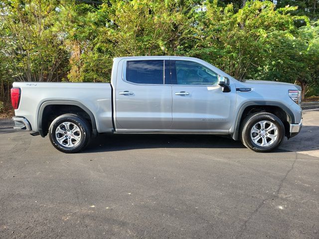 Used 2025 GMC Sierra 1500 SLT AWD/4WD image 4