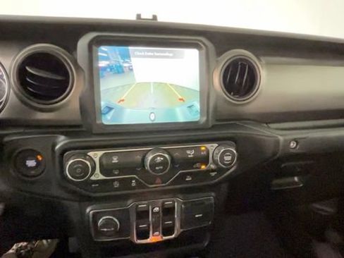 Used 2022 Jeep Gladiator Sport AWD/4WD image 34