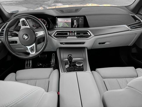 Used 2023 BMW X5 M50i image 30