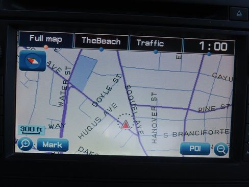 Used 2010 GMC Sierra 3500 SLT w/ SLT Convenience Package image 21