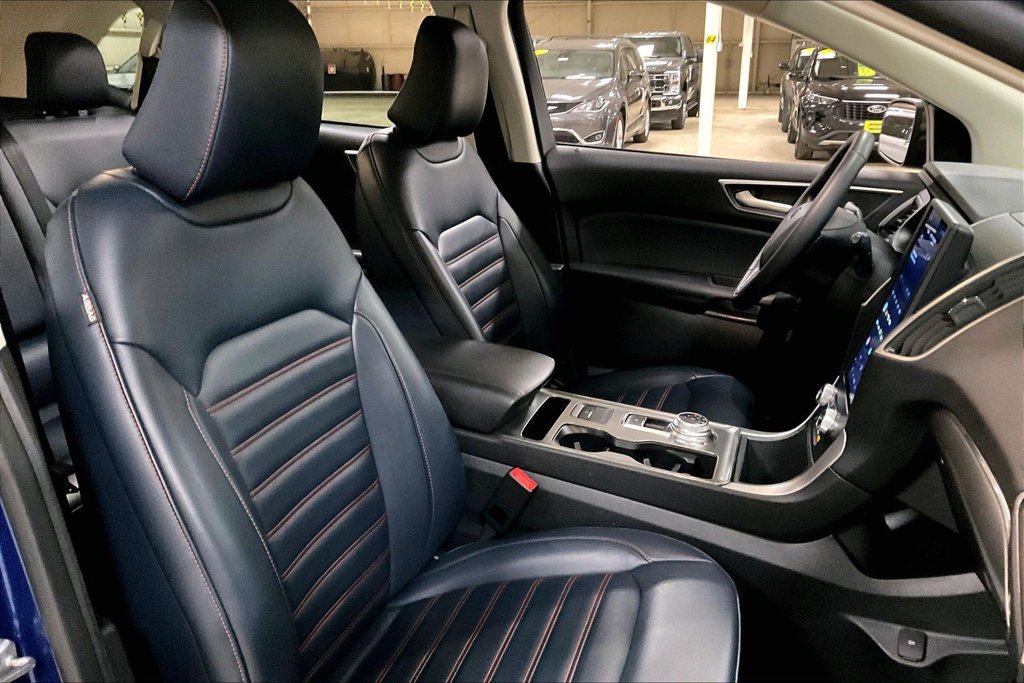 Certified 2023 Ford Edge SEL w/ Sport Appearance Package AWD/4WD image 7