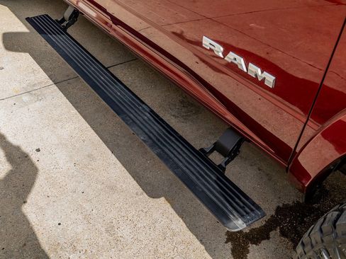 Used 2019 RAM 3500 Laramie image 13