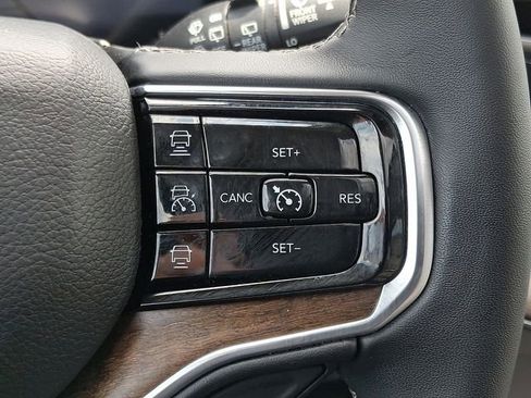 Used 2023 Jeep Grand Wagoneer 4WD image 25