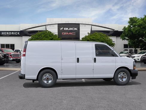 New 2026 GMC Savana 2500 w/ Driver Convenience Package image 7