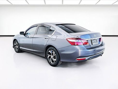 Used 2017 Honda Accord LX image 6