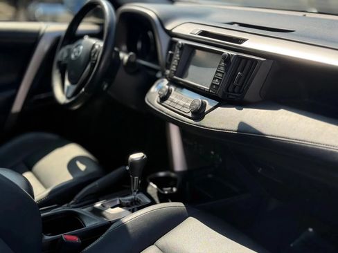Used 2017 Toyota RAV4 Limited w/ Carpet Mat Package AWD/4WD image 26