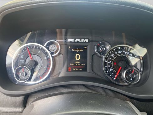 Used 2024 RAM 3500 Tradesman w/ Chrome Appearance Group AWD/4WD image 20