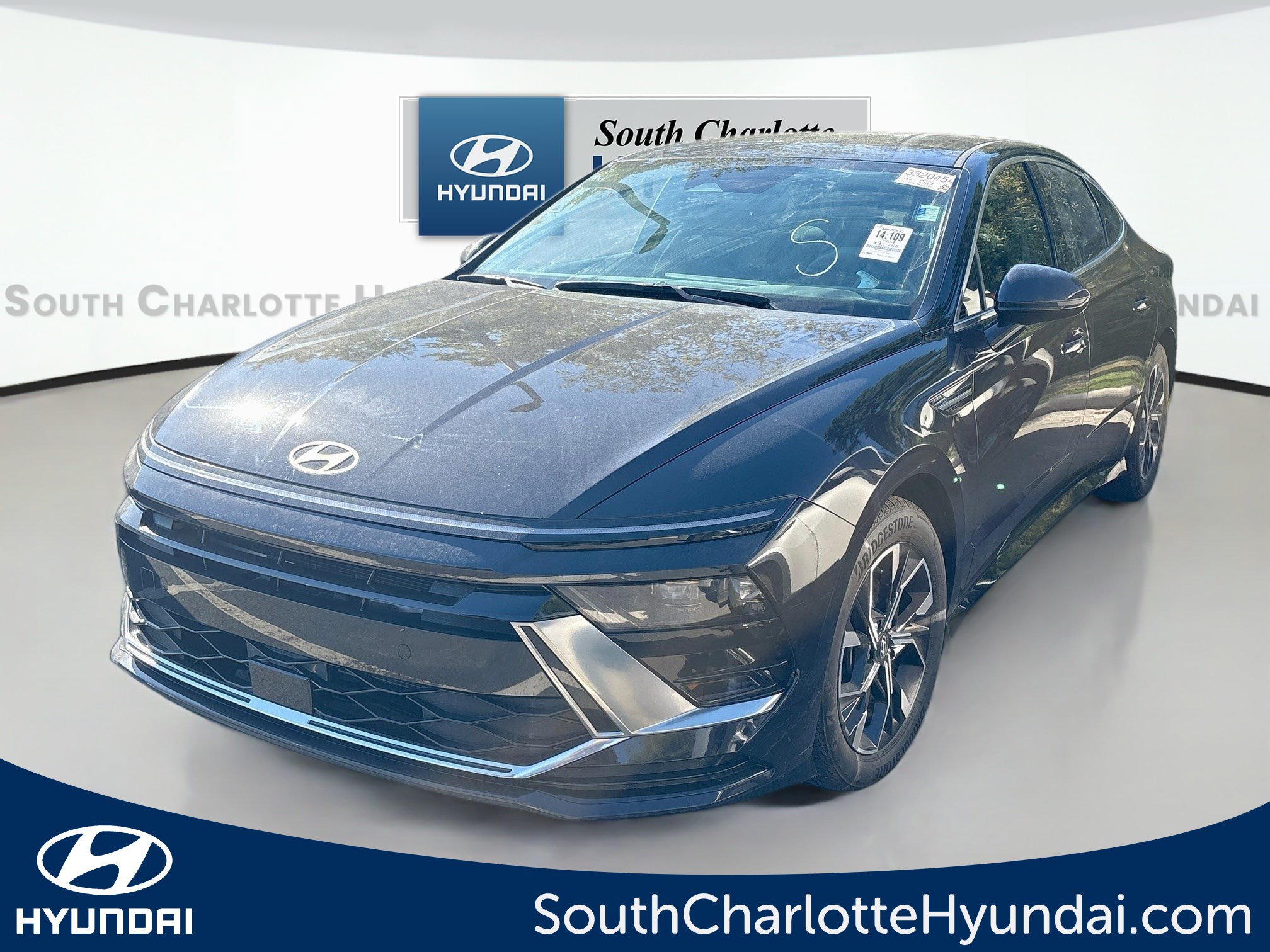 Certified 2024 Hyundai Sonata SEL FWD image 1
