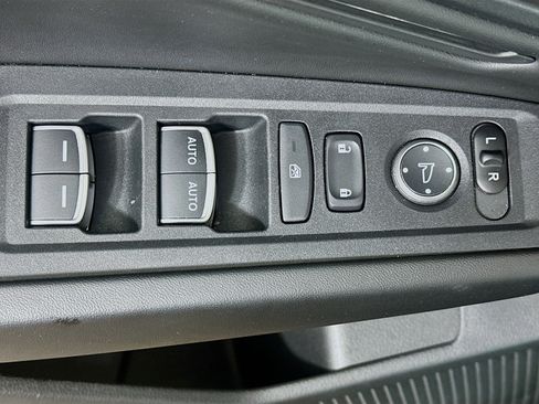 Used 2024 Honda Accord EX-L image 15