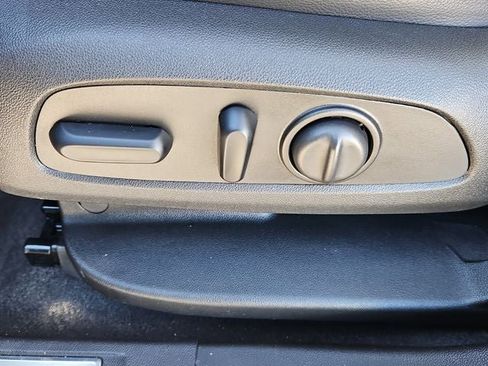 Used 2023 GMC Acadia Denali image 20