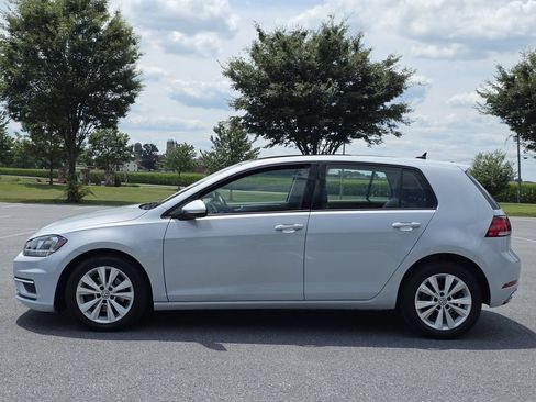 Used 2020 Volkswagen Golf 4-Door FWD image 5