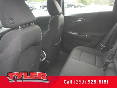Used 2024 Chevrolet Malibu LT FWD image 41