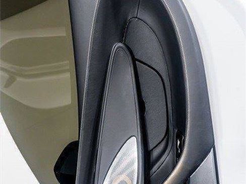 Used 2023 McLaren GT RWD image 36
