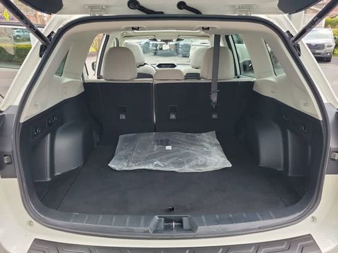 Used 2023 Subaru Forester Premium image 31