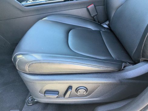 Certified 2025 Kia Sportage EX w/ Premium Package FWD image 21