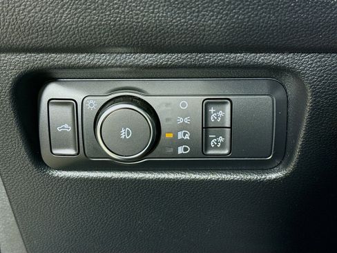 Used 2024 Ford Ranger Lariat w/ Advanced Towing Package image 9