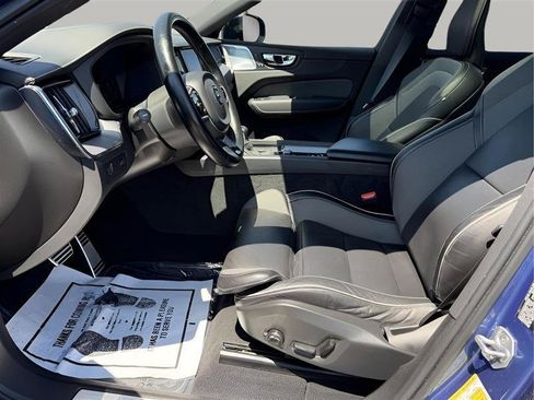 Used 2021 Volvo XC60 T5 R-Design w/ Advanced Package FWD image 17