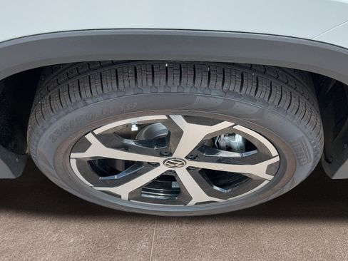 New 2026 Volkswagen Tiguan SE AWD/4WD image 27