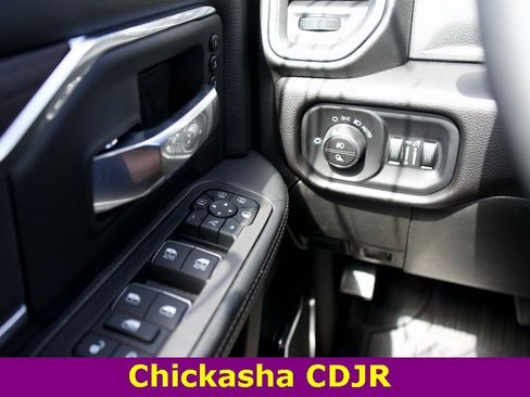 New 2026 RAM 2500 Laramie w/ Night Edition image 8