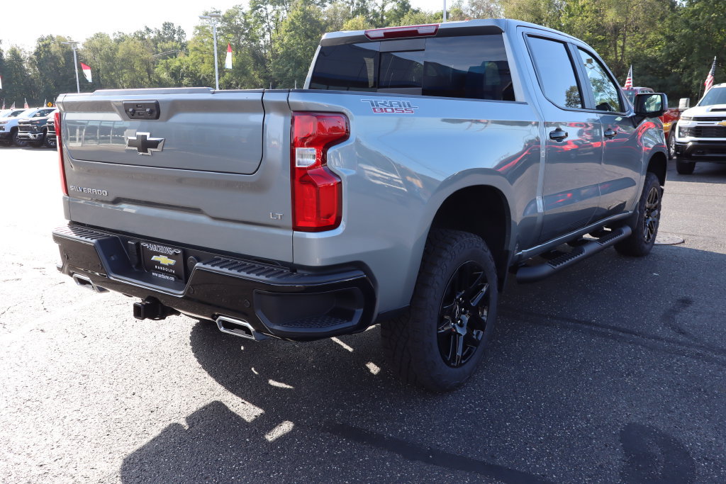 Used 2026 Chevrolet Silverado 1500 LT Trail Boss w/ LT Trail Boss Premium Package AWD/4WD image 33