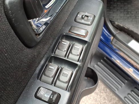 Used 2012 Chevrolet Colorado LT AWD/4WD image 12