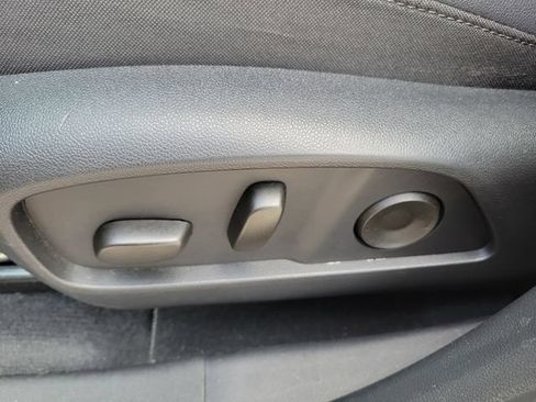 Certified 2026 Chevrolet Equinox LT w/ Convenience Package II FWD image 21