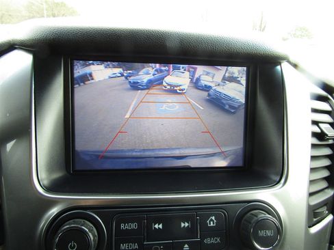 Used 2016 Chevrolet Suburban LS image 29