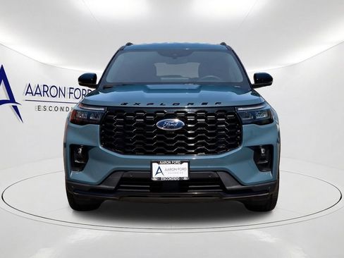 Used 2025 Ford Explorer ST-Line w/ Premium Package RWD image 2