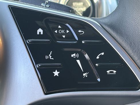 Certified 2025 Mercedes-Benz GLB 250 4MATIC image 20