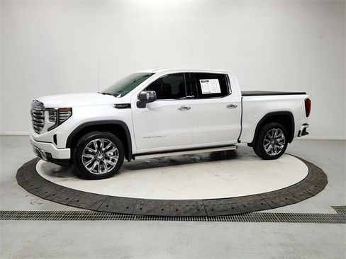 Used 2023 GMC Sierra 1500 Denali w/ Denali Reserve Package image 4